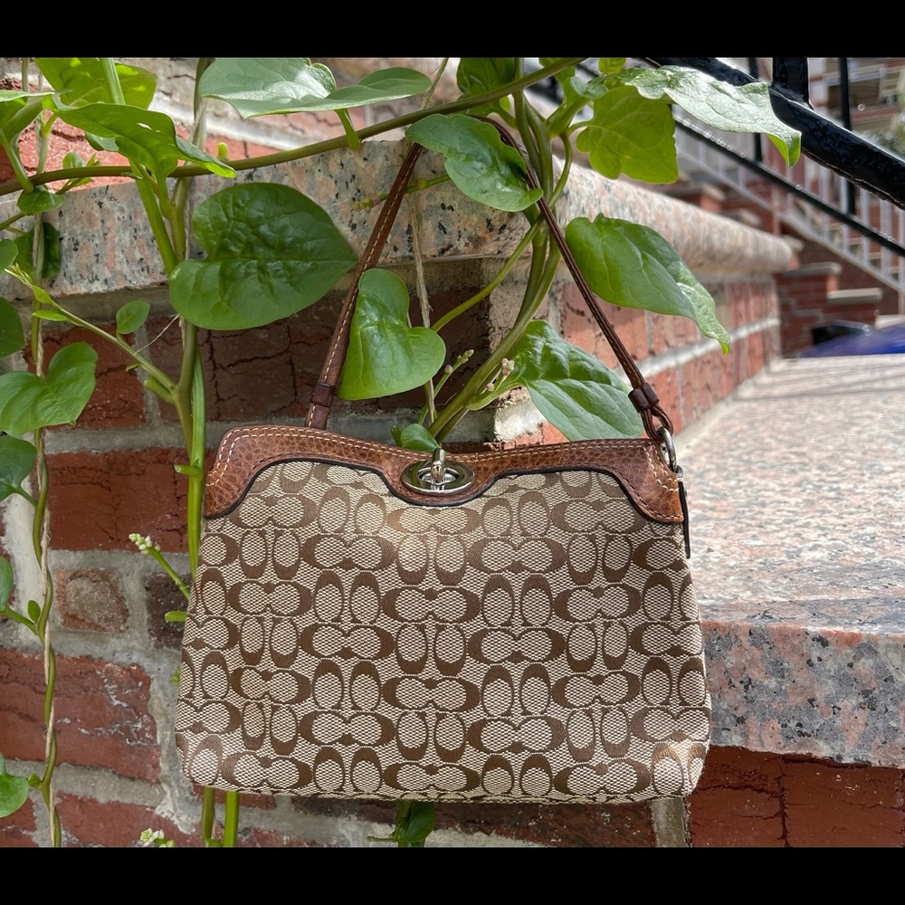 Coach purse